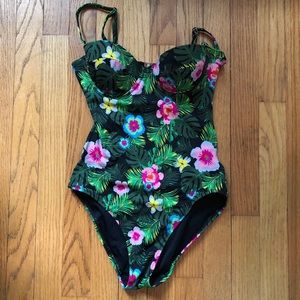 Gorgeous Floral Topshop Swimsuit